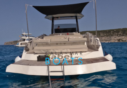 Alquiler de barcos en ibiza Babel desde Santa Eulalia del Rio. Descubre Ibiza desde el mar con nuestra flota de barcos de alta calidad. Ofrecemos un servicio excepcional para que tus vacaciones sean inolvidables.