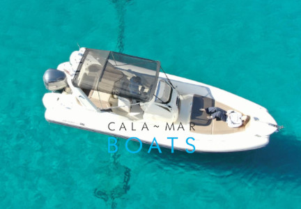 Alquiler de barcos en ibiza Santa Cruz desde Santa Eulalia del Rio. Descubre Ibiza desde el mar con nuestra flota de barcos de alta calidad. Ofrecemos un servicio excepcional para que tus vacaciones sean inolvidables.