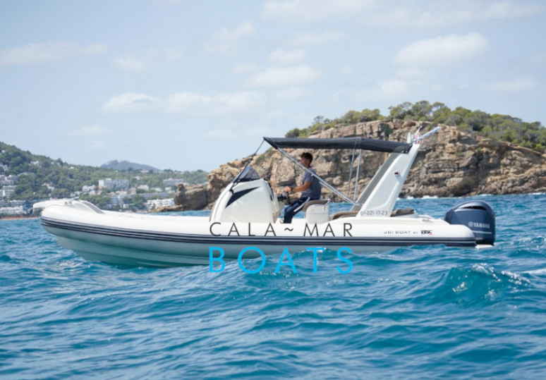 Alquiler de barcos en ibiza Santa Cruz desde Santa Eulalia del Rio. Descubre Ibiza desde una perspectiva diferente con nuestro alquiler de barcos. Una experiencia única para tus vacaciones en la isla.