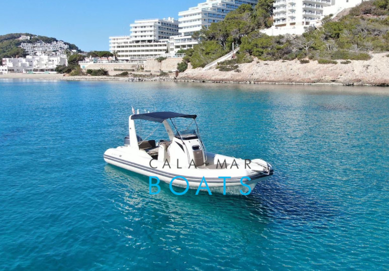 Alquiler de barcos en ibiza Santa Cruz desde Santa Eulalia del Rio. Alquila un barco con nosotros y navega por las aguas cristalinas de Ibiza. Tenemos una gran selección de embarcaciones para satisfacer tus necesidades.