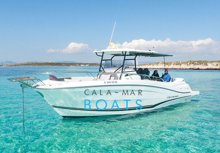 Alquiler de barcos en ibiza jeanneaucapcamarat9 desde Santa Eulalia del Rio. Descubre Ibiza desde una perspectiva diferente con nuestro alquiler de barcos. Una experiencia única para tus vacaciones en la isla.