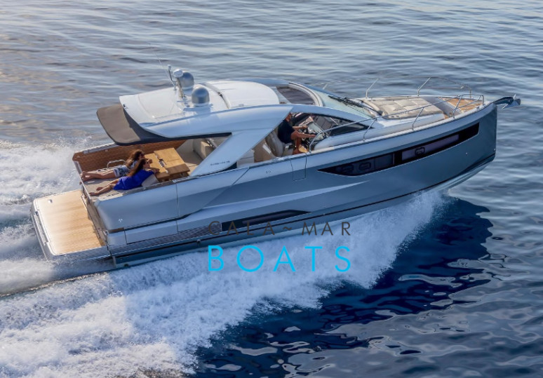 Alquiler de barcos en ibiza BABEL desde Santa Eulalia del Rio. Descubre Ibiza desde una perspectiva diferente con nuestro alquiler de barcos. Una experiencia única para tus vacaciones en la isla.