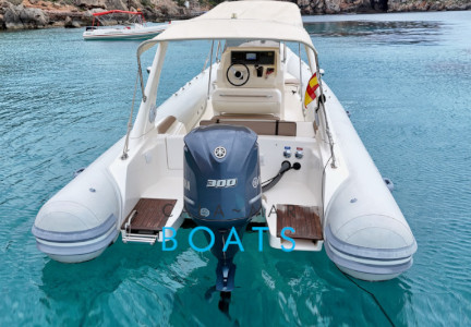 Alquiler de barcos en ibiza EXPERIENCE VI desde Santa Eulalia del Rio. Nuestro alquiler de barcos en Ibiza te ofrece la oportunidad de explorar las costas más hermosas de la isla. ¡Reserva ahora y vive una experiencia inolvidable!