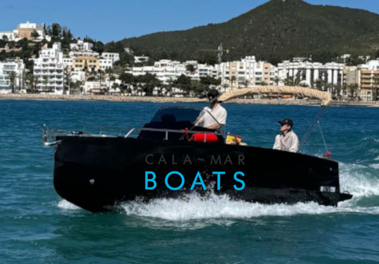 Alquiler de barcos en ibiza NINJA BONITA desde Santa Eulalia del Rio. Alquila un barco con nosotros y navega por las aguas cristalinas de Ibiza. Tenemos una gran selección de embarcaciones para satisfacer tus necesidades.