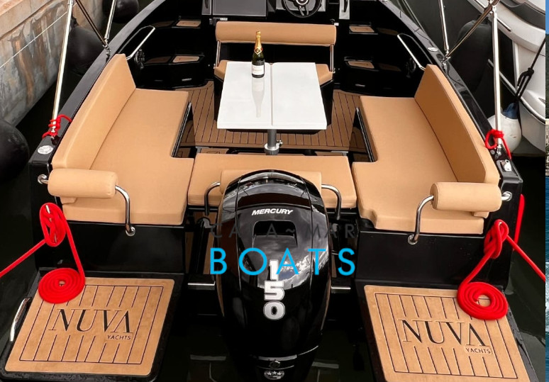 Alquiler de barcos en ibiza NINJA BONITA desde Santa Eulalia del Rio. Descubre Ibiza desde el mar con nuestra flota de barcos de alta calidad. Ofrecemos un servicio excepcional para que tus vacaciones sean inolvidables.