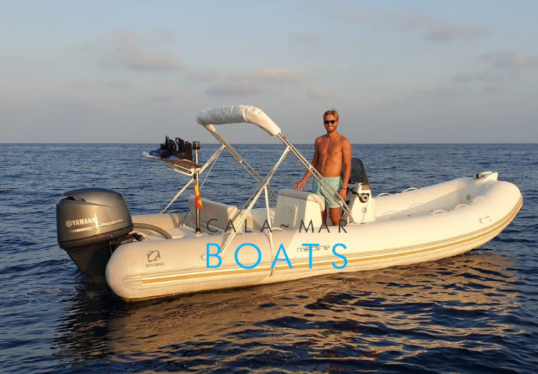 Alquiler de barcos en ibiza zodiacmedline580 desde Santa Eulalia del Rio 1